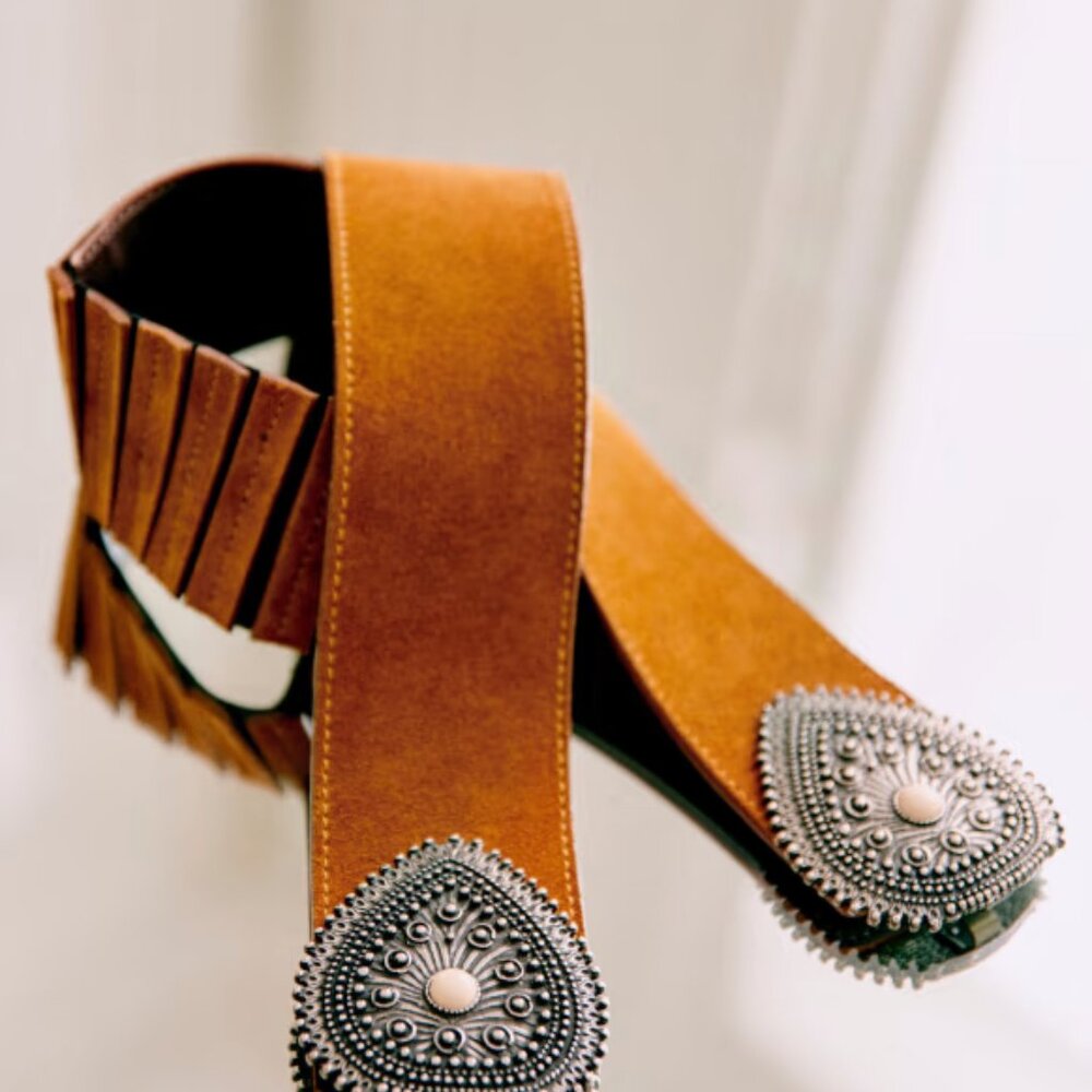 Sezane Tamara belt in Camel (size 75)